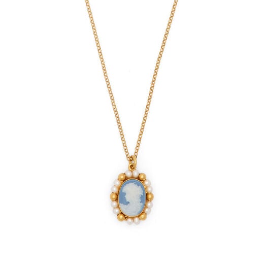 Hand-carved porcelain cameo necklace by Vintouch
