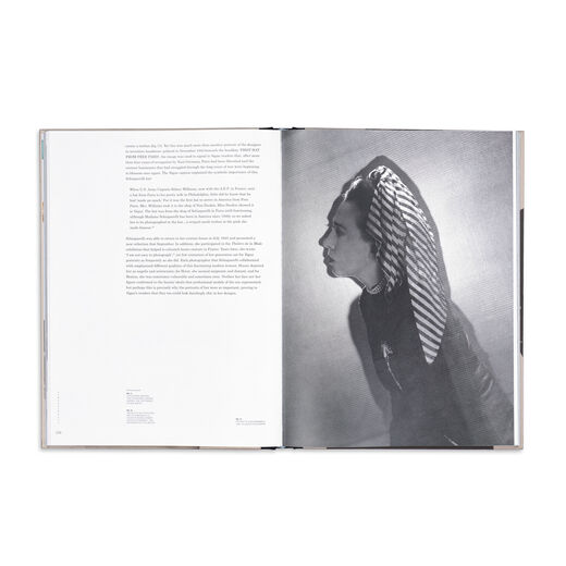 Schiaparelli: Fashion Becomes Art exhibition book