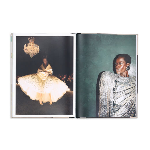 Schiaparelli: Fashion Becomes Art exhibition book